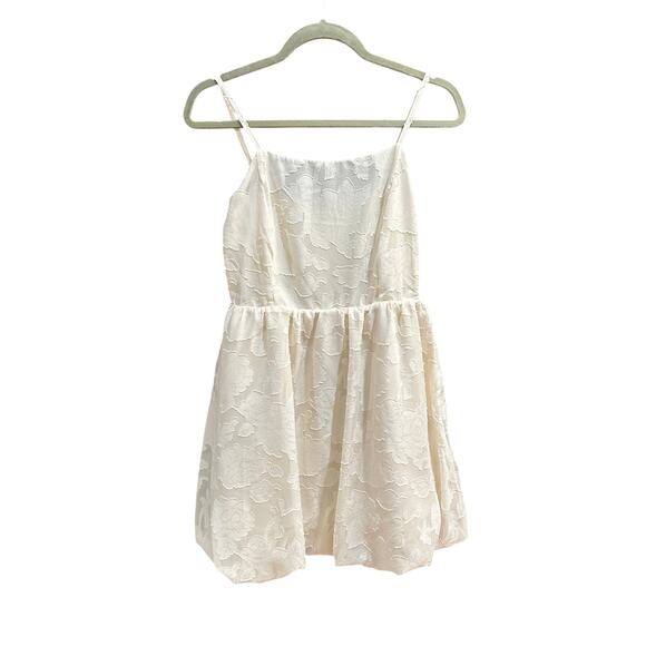 Koko + Mason Minidress Ivory Floral Jacquard Bubble Hem NWT $120 Size XS 0 - Picture 4 of 12